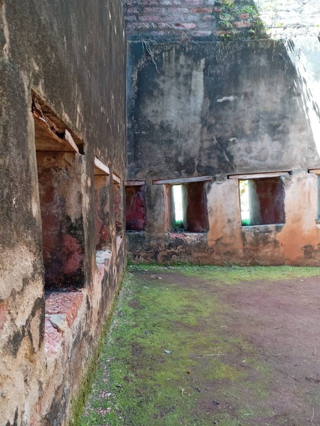 Khuk Khi Kai14.jpg