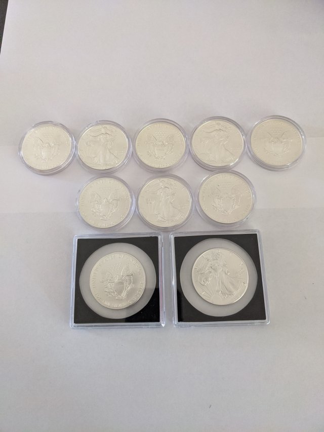 Lot 1oz US Liberty Silver Coin.jpg