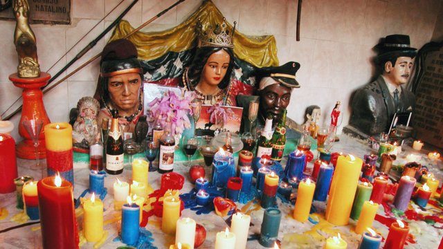 WEB3-VENEZUELA-SPIRITISM-Altar_Mayor_en_Sorte-Alicolmenares-CC-BY-SA-4.0.jpg