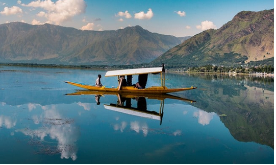 Screenshot 2022-09-26 at 12-37-25 5 Most Beautiful Lakes In North India You Must Visit Right Away!.png
