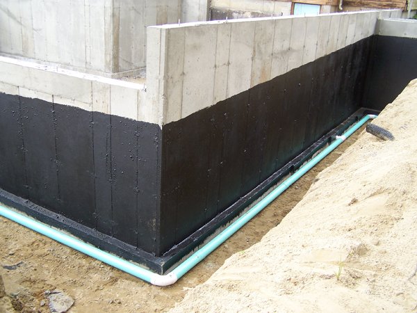 Construction - outside footer drain2 crop August 2019.jpg