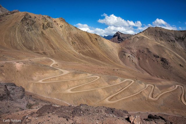 Dirt-Road-Chile-Argentina-1163x775.jpg.optimal.jpg
