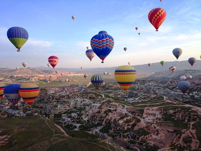 cappadocia010101001.jpg