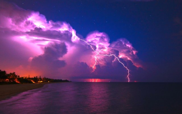 102732-widescreen-gewitter-hintergrundbilder-1920x1200-fuer-computer.jpg