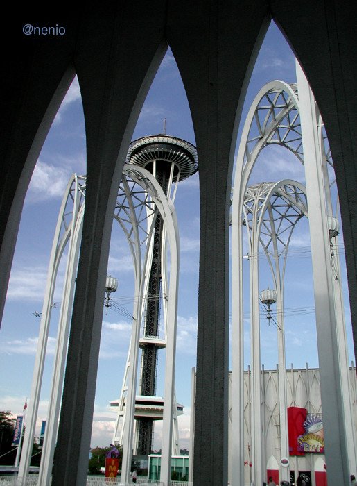 space-needle-seattle.jpg