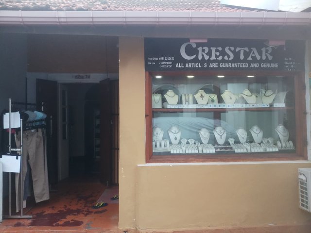 Crestart galle fort.jpg