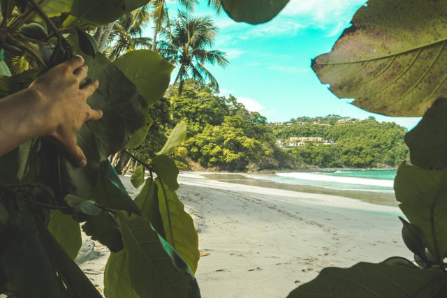 Costa Rica Playa Escondida Jaco Herradura