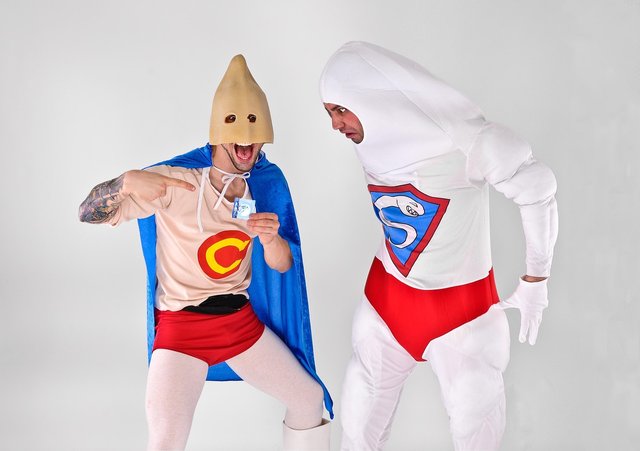 fancy-dress-625440_1280.jpg
