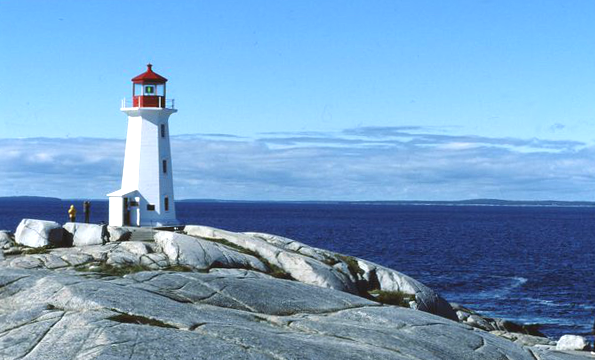 peggysCoveLighthsNS.png