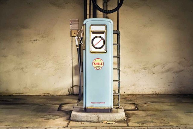 gas-pump-petrol-stations-petrol-gas-284288.jpeg