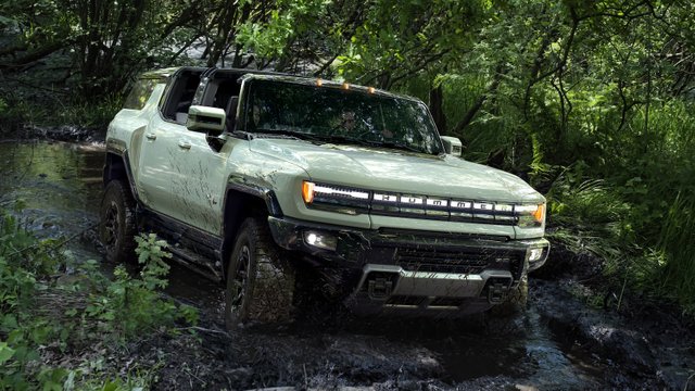 hummer-ev-reveal-suv-off-road-capabilities-vp38.jpg