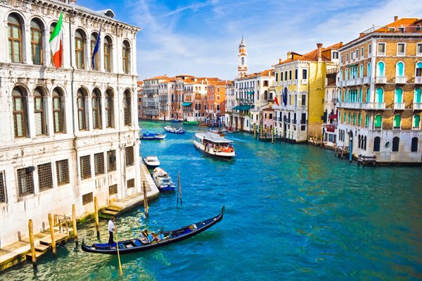 5-places-to-see-before-you-die-venice_nh7xl1.jpg