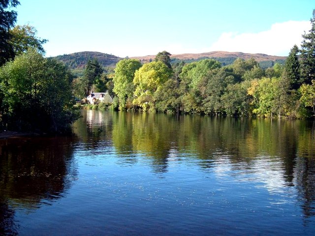 caledonian-canal_2.jpg