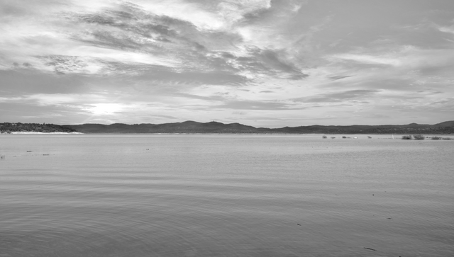IMG_20170410_132721-bw-lake-day-watching-the-sunsets-#317.png