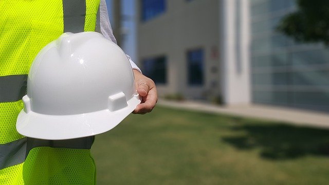 hard-hat-4274431_640.jpg