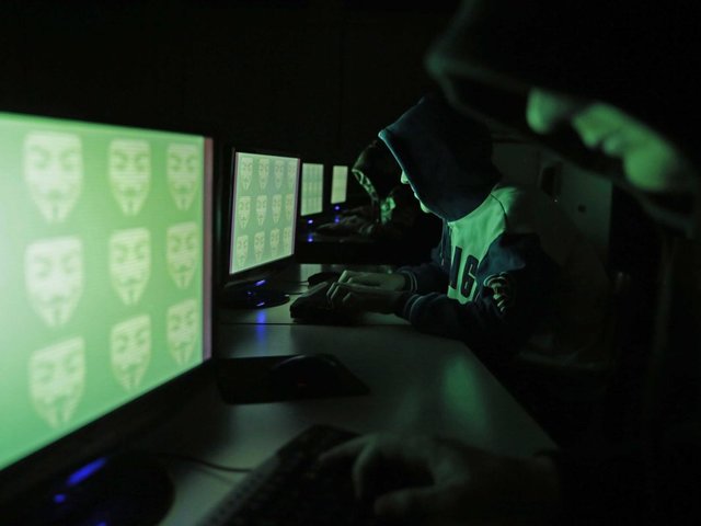 france-has-a-fourth-army-of-young-hackers-for-cyber-warfare.jpg
