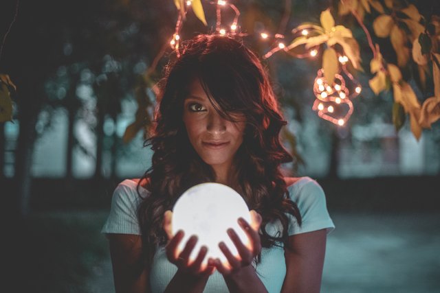 beautiful-beauty-crystal-ball-1343299.jpg