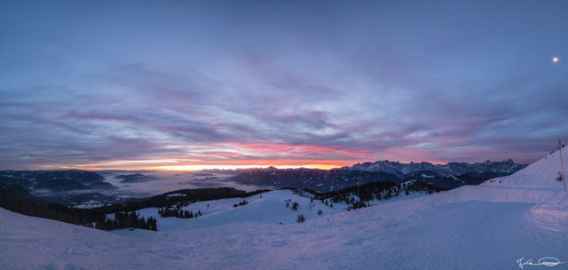 2019-01-27-Villach-Dobratsch-Sunrise-01-Pano.jpg