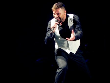 Ricky_Martin_in_performance_(2011).jpg