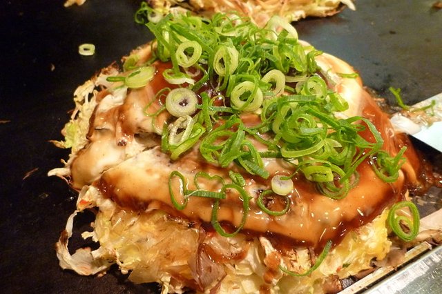 800px-Okonomiyaki-yokohama-2009.jpg