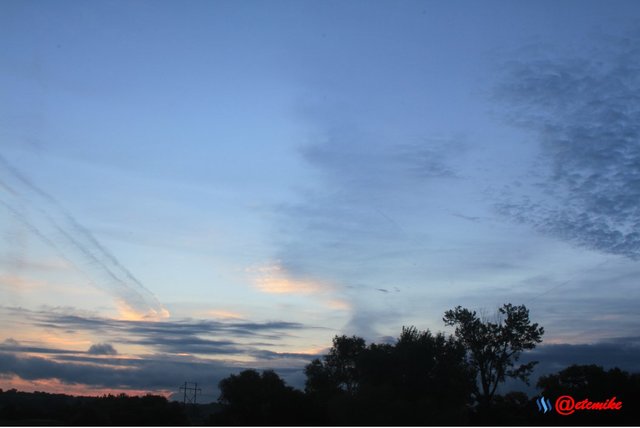 sunrise dawn clouds colorful landscape skyscape SR0026.JPG