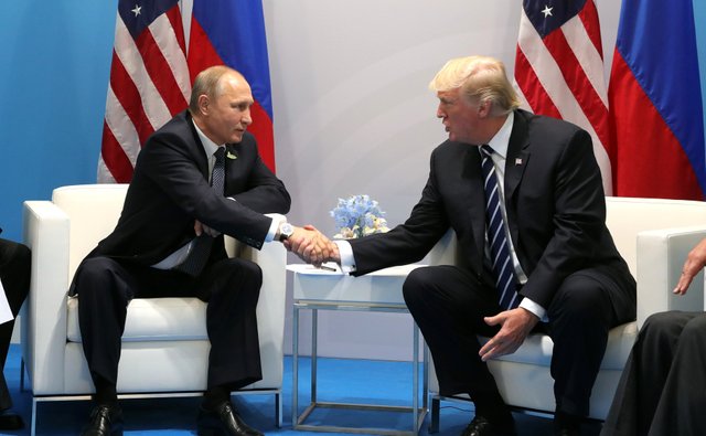 Vladimir_Putin_and_Donald_Trump_at_the_2017_G-20_Hamburg_Summit_(2).jpg