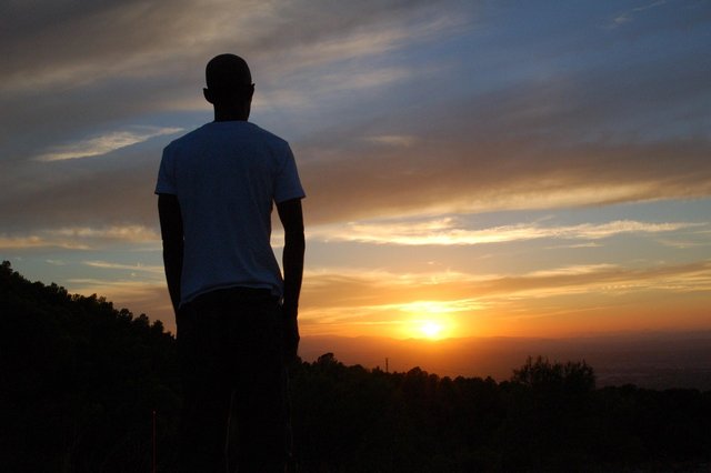 sunset-1516595_1280.jpg