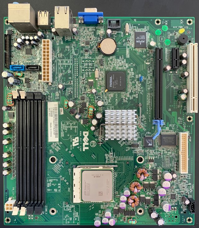 Dell_Dimension_C521_Motherboard.jpg