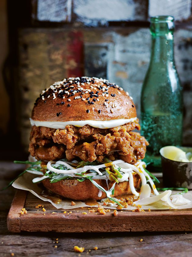 katsu_curry_fried_chicken_burger.jpg