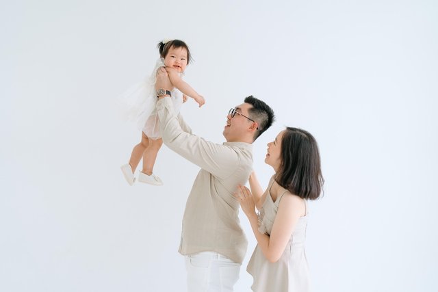 family-9050396_1280.jpg