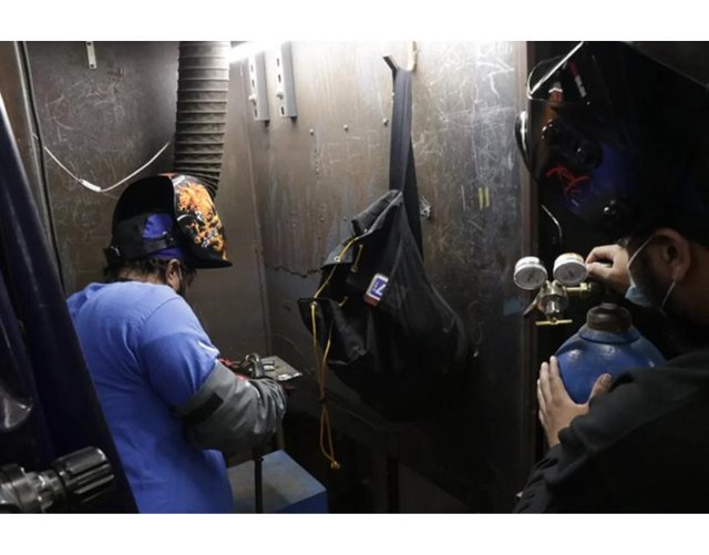 Students-of-welding-classes-1536x1024.jpg