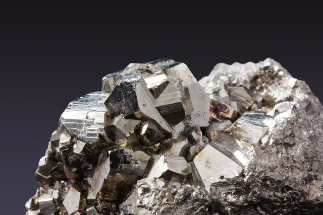 pyrite-pyrites-mineral-sulfide-56030.jpeg