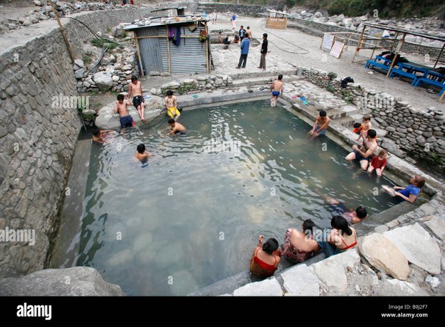 tatopani-hot-springs-annapurna-nepal-B0J2F7.jpg