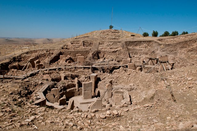 Göbekli_Tepe,_Urfa.jpg