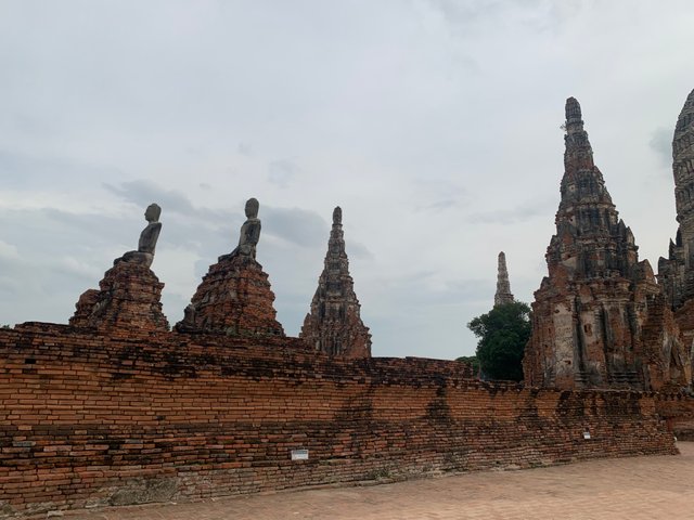 Wat Chaiwatthanaram3.jpg