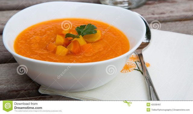 plate-carrot-soup-fresh-pasley-white-cream-leaves-parsley-linen-napkin-42038467.jpg