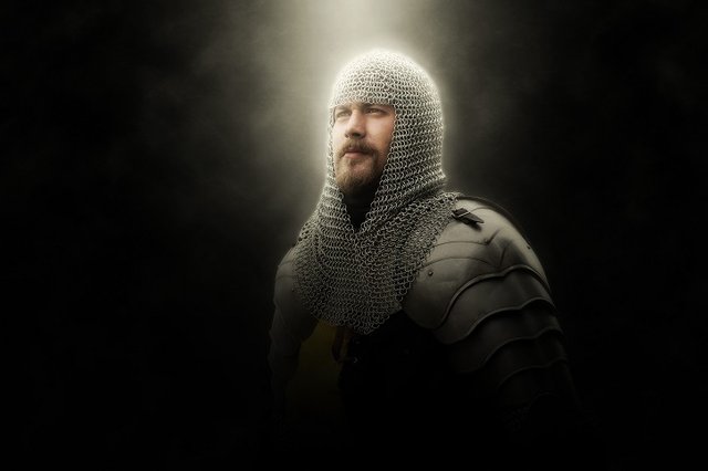 armor-chainmail-character-315172.jpg
