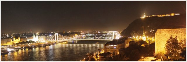 budapest by night.jpg