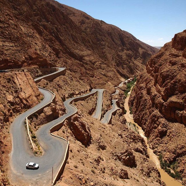 Dades-byPaul-Barker-Hemings.jpg