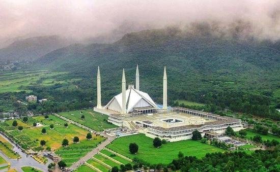 Faisal Mosque2.jpg