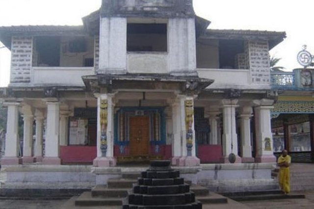 shri-humcha-padmavati-devi-jain-temple_1420448242.jpg