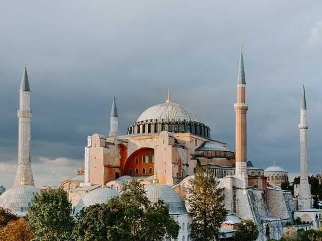 hagia-sophia-1648820956.jpg