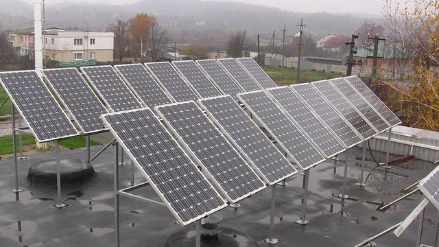 Rooftop solar power plant Kharkiv region ukraine oleg savitsky 4.0 international.jpg