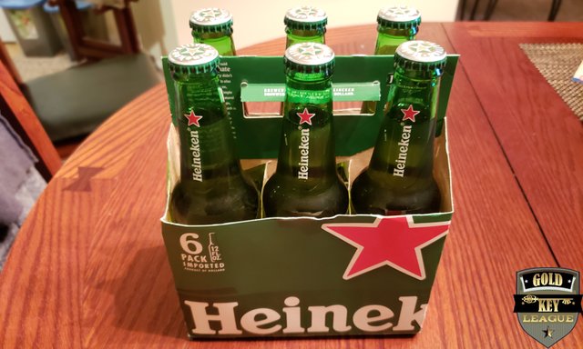 GC_CC_GreenHeinekenBottles1.jpg