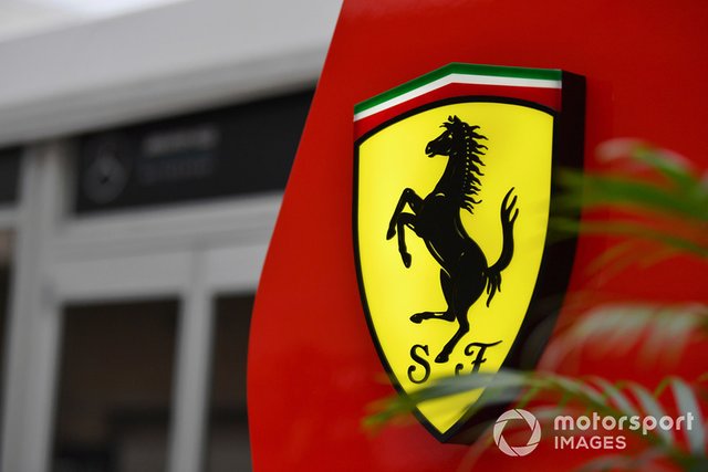 ferrari-logo--1.jpg