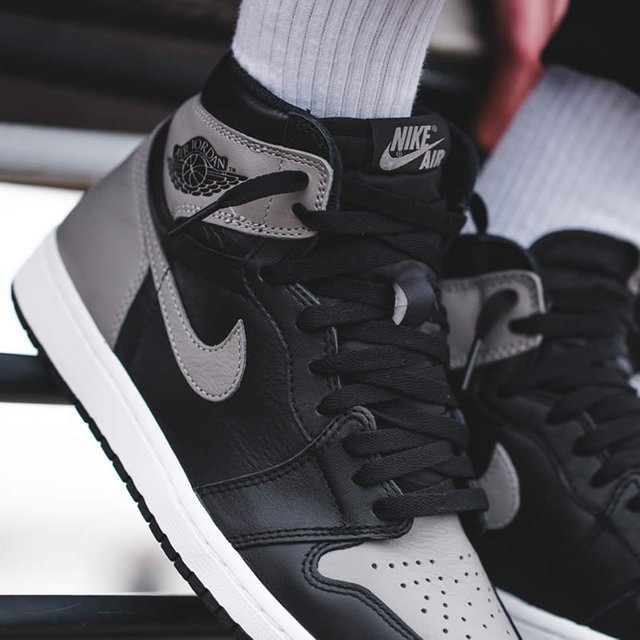 Jordan 1 shadow on feet sales