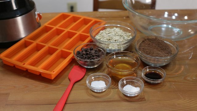 chocolate granola bar ingredients.jpg