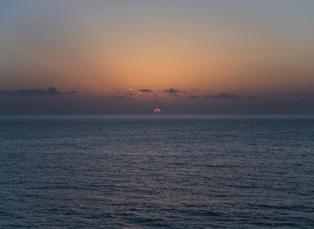 P7260658-isla-mujures-sun-rising-over-caribbean.jpg