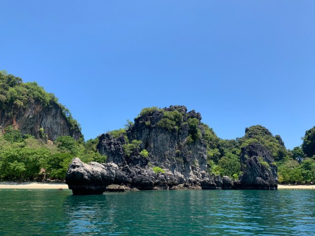 Koh Hong73.jpg