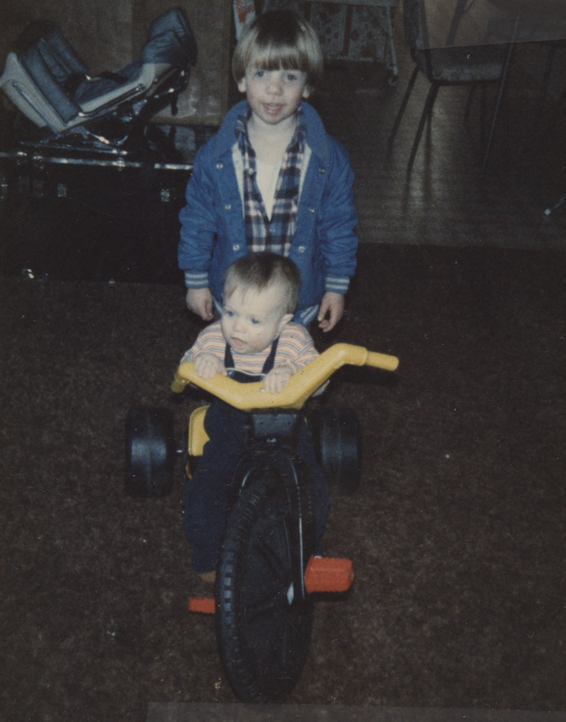 1986 Joey Arnold & Rick 02 Tricycle.png